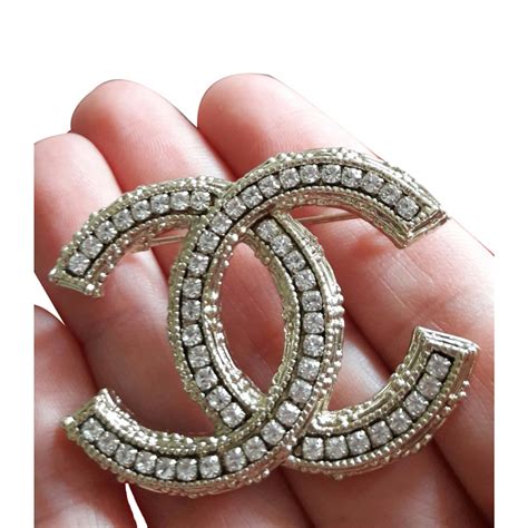 broches chanel|Chanel brooch cheap.